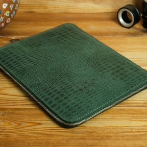 Zippered Leather sleeve for MacBook Air 13 M3, 16 inch Laptop Case, Reptile Skin Print Sleeve, MacBook Pro 2024 case, Felt laptop sleeve