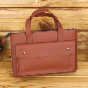 Leather sleeve for MacBook Air 13 M4 with handles, 16 inch Laptop Case, 15 inch Macbook Air Sleeve, Macbook Pro 14 cover, Accessories pocket