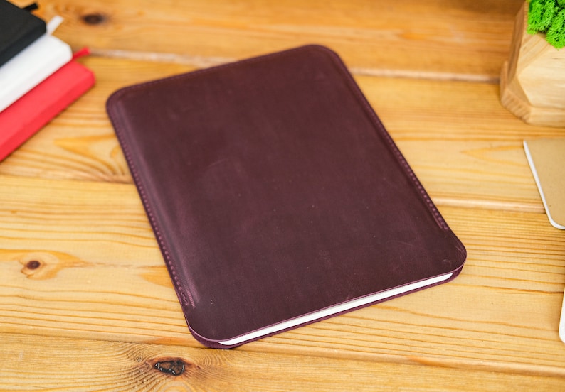 Étui personnalisé pour iPad 2021, étui en cuir pour iPad Air 4, étui pour iPad Pro, étui pour iPad Air, étui en cuir pour iPad Pro 10.2, cadeau de Noël Purple