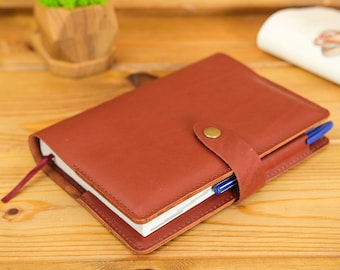 Leather Notebook Cover A5: Custom Color, Card Slots, Cover with clasp