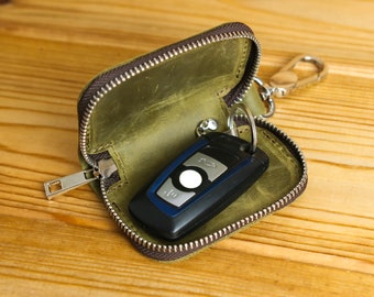 Personalised leather key case with car logo, Free car logo, Small key pouch, Zippered key case BMW, Small leather car fob, Various brands Personalised leather key case with car logo, Free car logo, Small key pouch, Zippered key case BMW, Small leather car fob, Various brands