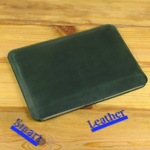 Personalized Leather Sleeve for MacBook, MacBook 2020 Case, 16 inch Laptop Case, MacBook Pro 13 2020 Cover, Slim Leather Laptop Cover Green