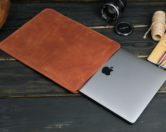 Leather case for MacBook 13 2025, Free Personalized Leather MacBook Sleeve, pro 14 Laptop Case, macbook air 15 inch Cover, Christmas gifts