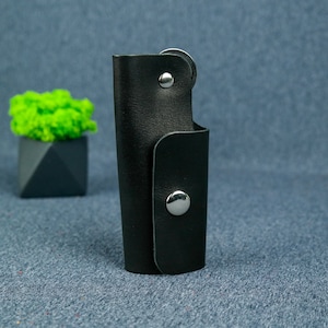 Leather Key Case: Unisex Snap Closure Key Holder, Free Initials