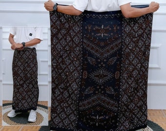 Sarong Batik Indonesia Embrace Tradition with Our Exquisite Batik Sarongs
