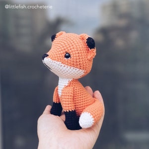 Fox Amigurumi Crochet Pattern: Apricot the little Fox (English)