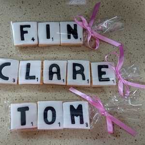 Letter biscuits/name biscuits/edible scrabble/alphabet biscuits/personalised biscuits/Wedding favours/party favours/message biscuit/scrabble image 2