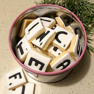 Letter biscuits/name biscuits/edible scrabble/alphabet biscuits/personalised biscuits/Wedding favours/party favours/message biscuit/scrabble image 5