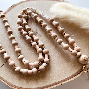 Boho Flower Wood Bead Wood Beaded Teacher Lanyard, ID Badge Keys Holder with Clip, Back to School, Teaching Appreciation Gift, New Teacher
