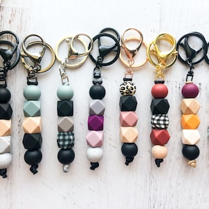 Fall and Neutral Autumn Colors Silicone and Wood Bead Keychain, Beaded Keychain With Clip, Silver Keyring, Boho Minimalist, Womens Gift