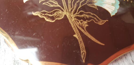 Vintage Stratton Compacts – Floral and Striped Designs, 1970s/80s View 5