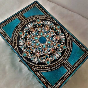 Boîte en bois mandala à pois sur commande, Boîte de rangement bling, Boîte à bijoux, Cadeaux d'anniversaire, Coffret pour elle, Cadeau d'anniversaire personnalisé, Boîte à bijoux