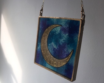 Resin Crescent Moon Suncatcher: Faux Stained Glass Wall Hanging