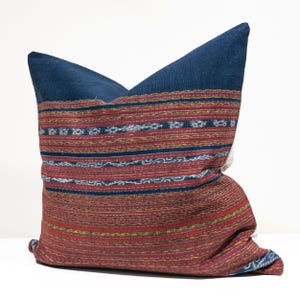 Antique Ikat Pillow Cover | Rare Flores Textile, Vintage Indonesian Tribal Cushion, Heirloom Decor image 2