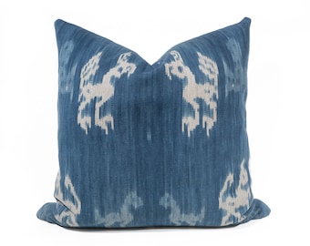 Tribal Indigo Blue Ikat Pillow Cover, Vintage Sumba Ikat Textile, Antique Accent Pillow 20"x20"