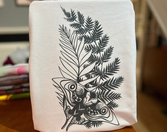 Camiseta con tatuaje de Ellie