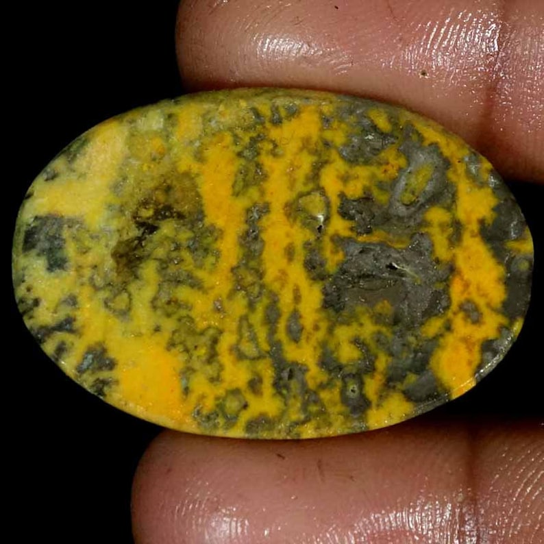 45.40Cts Bumble Bee Jasper genuine Bumble Bee cabochon,Design Super Quality Bumble gemstone,Jewelry Marking,Bumble bee 25x37x05MM.