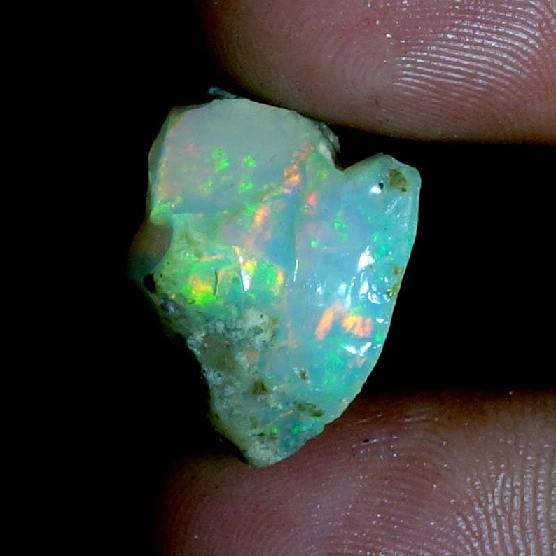 Extremely Rare Amazing Fire Opal Welo Crystal Vivid FIre 17.80Cts Very Limited Quantity Ethiopia Highest Quality Size-17X25X11mm