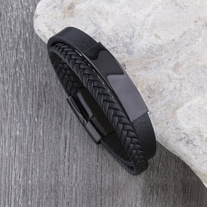 Black Leather Bracelet for Men - Elegatto Kellmore, Sleek