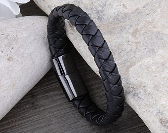 Bracelet en acier inoxydable noir : cuir tressé à la main, fermoir magnétique
