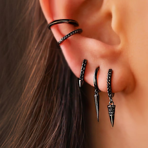 Boucles d'oreilles noires • Cadeau meilleur ami • Boucles d'oreilles Huggie • Boucles d'oreilles pour plusieurs piercings • Boucles d'oreilles argentées et noires • SERENDINI E562