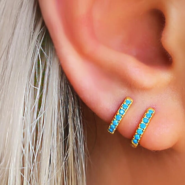 TURQUOISE Boucles d'oreilles • Cadeaux pour elle • Créoles turquoise • Boucles d'oreilles pour plusieurs piercings • Boucles d'oreilles argent/or • SERENDINI