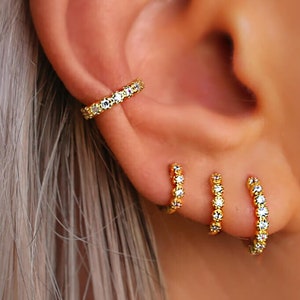 HUGGIE Earrings • BEST Friend Gift • Hoop Earrings • Earring for Multiple Piercings • Gold  Silver Earrings  • VERENDI