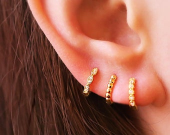 Huggie Earrings • Best friend gift • Hoop earrings • Earrings Set • Gold Siver Earrings • SERENDINI Es751