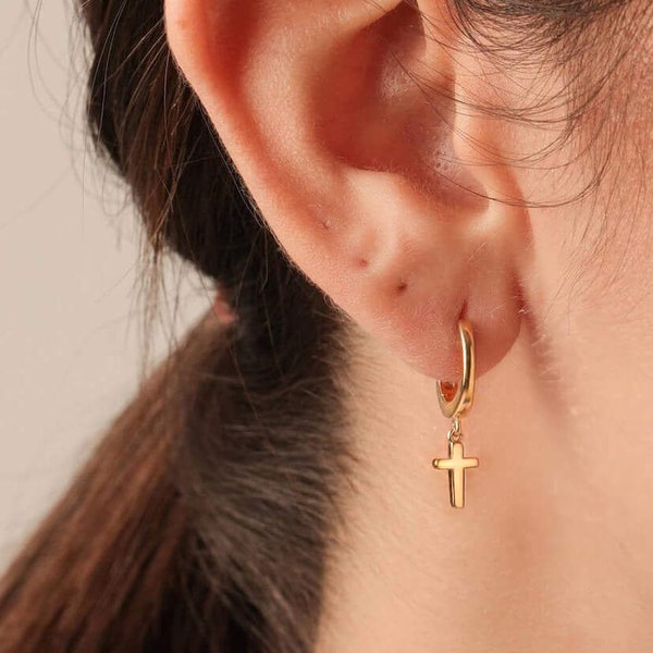 Cross earrings, men cross earrings, Cross hoops earrings, unisex earring, huggie hoops, cross earrings, small hoop earring, GIFT