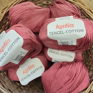 Katia Tencel-Cotton Schatten 16 coral pink - 50g Knäuel von DK Baumwolle und Lyocell sowohl für Strick- als auch für Häkelprojekte, für Frühling Sommer