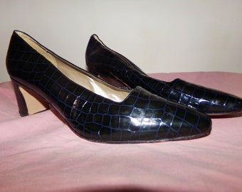 Van Eli Ladies Shoes Size 11.5M Blue