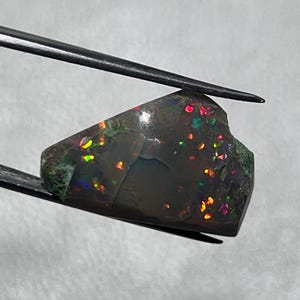 TOP QUALITY Ethiopian Opal Rough Welo Fire Crystal Opal Rough Size:-26x16x12 Mm. Natural Ethiopian Opal Raw Making All Jewelry. 25 Ct.
