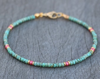Turquoise beaded bracelet for women, dainty summer jewelry in boho style. Beach anklets in turquoise, pink and gold. Handmade gift for her