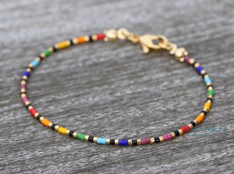 Pride-Fußkettchen, LGBTQ-Schmuck, dezentes Pride-Fußkettchen, Regenbogen, Pride-Schmuck für Transgender, Bisexuelle, Lesben, nicht-binäre, queere, schwule Menschen, ... Bild 3