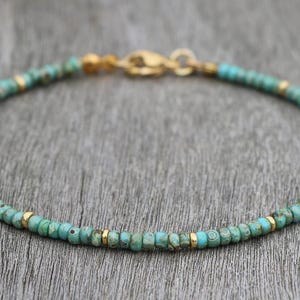 collar de turquesa, collar de cuentas de semillas, collar de turquesa dorada, collar de cuentas, collar minimalista, collar delicado, collar fino, collar de vidrio