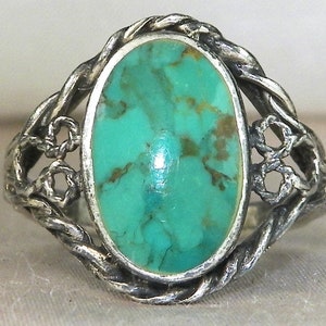 Sterling Silver Southwestern Style Handcrafted Turquoise Scroll Style Ring Size 8 3/4