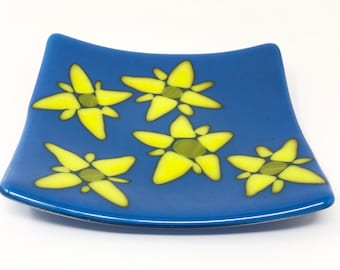 Handmade Fused Glass Plate – Floral Serving Dish, Home Decor, Mother's Day Gift