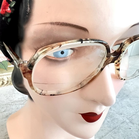 Vintage 1970s Eye Glasses Groovy Retro Oversize Diane Von  display picture 1