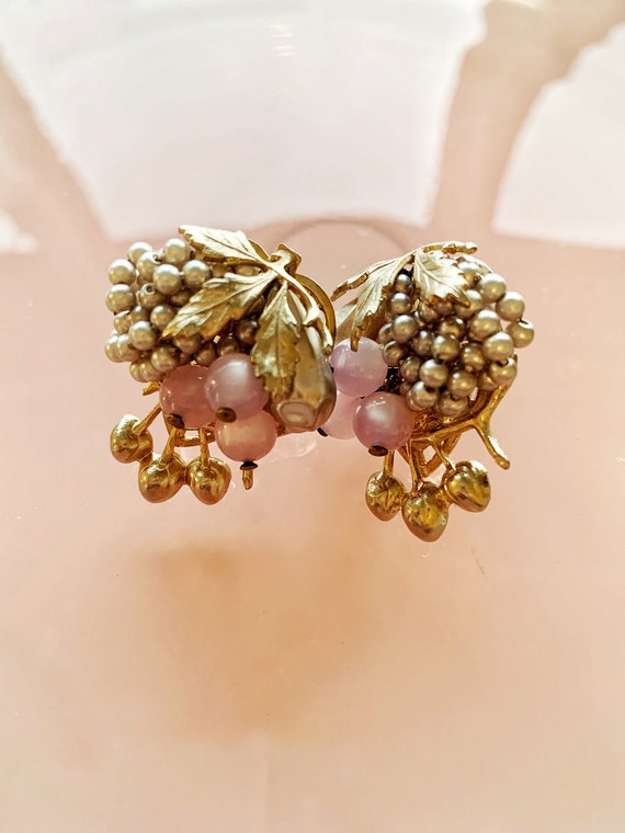 Vintage Costume Purple Pearl Beaded Earrings - image 2