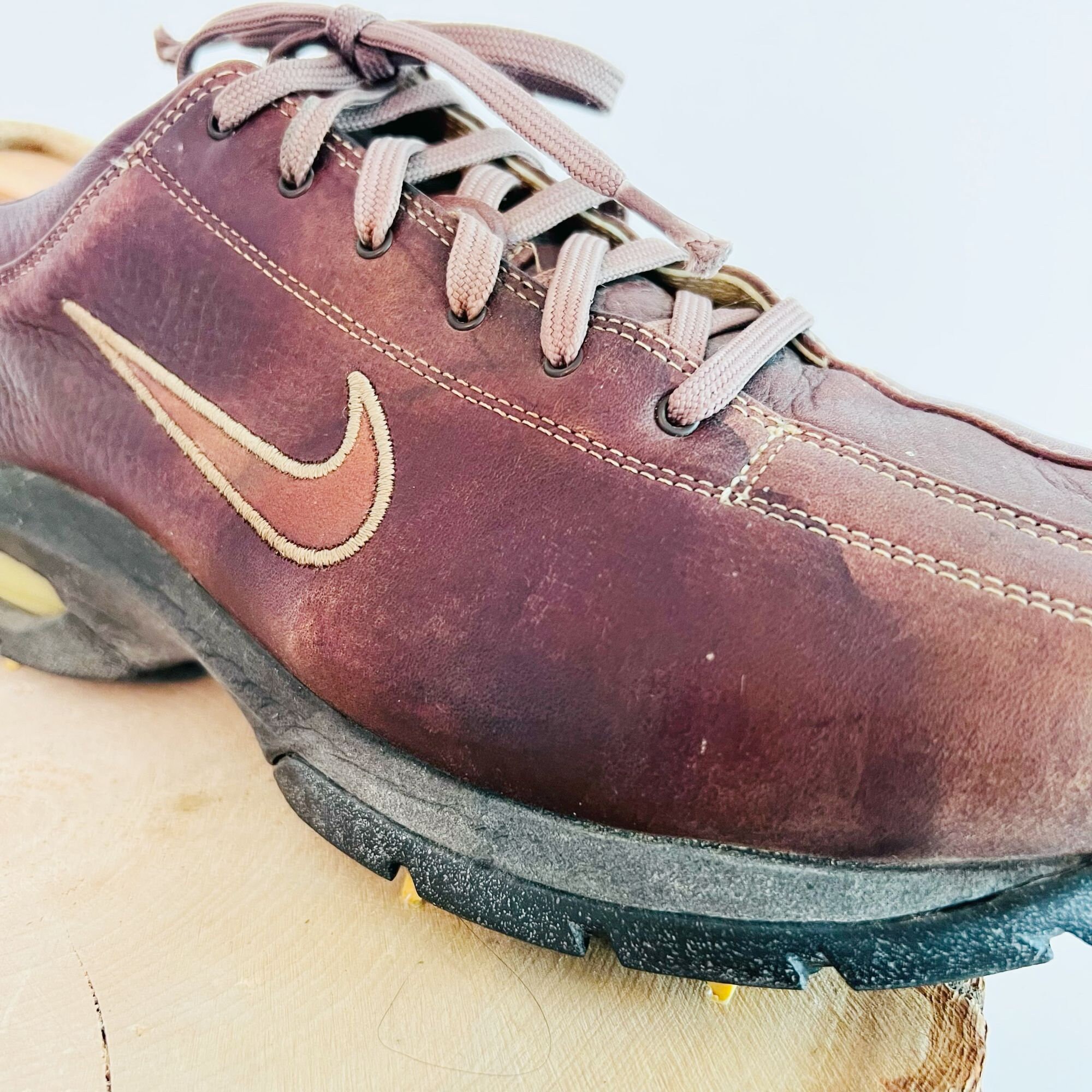 Nike sport performance golf shoes 2025