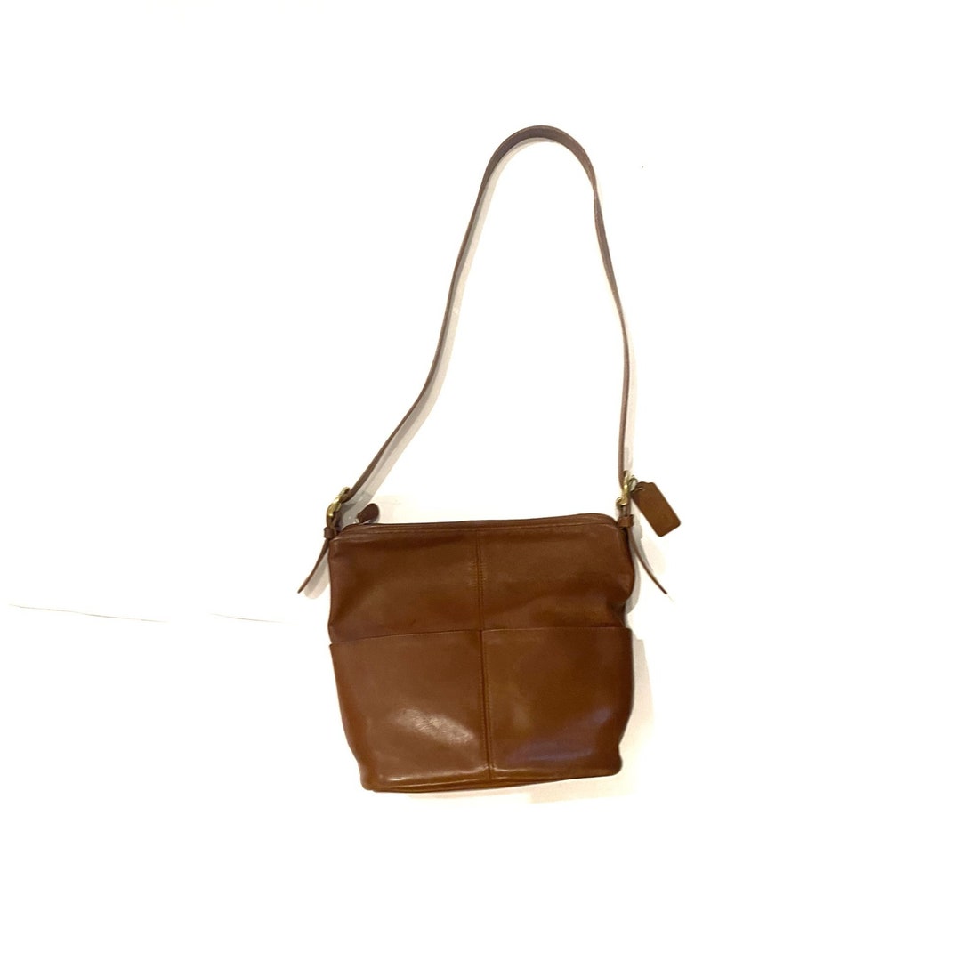 Vintage / COACH / Soho 4141 / British Tan / Slim Bucket Bag - Etsy