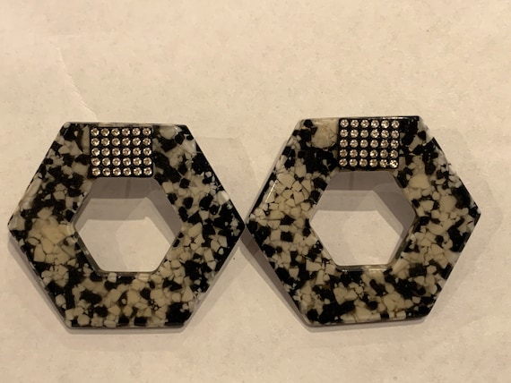 Groovy, Mod Black & White Hexagon Earrings