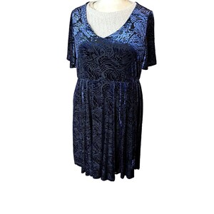 Torrid blue hotsell velvet dress