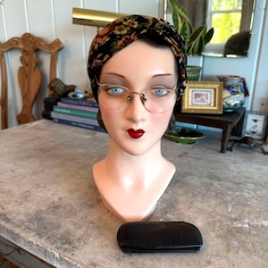 Antique 1920&#39;s 12K Gold Filled Eyeglasses With Case / Retro Style