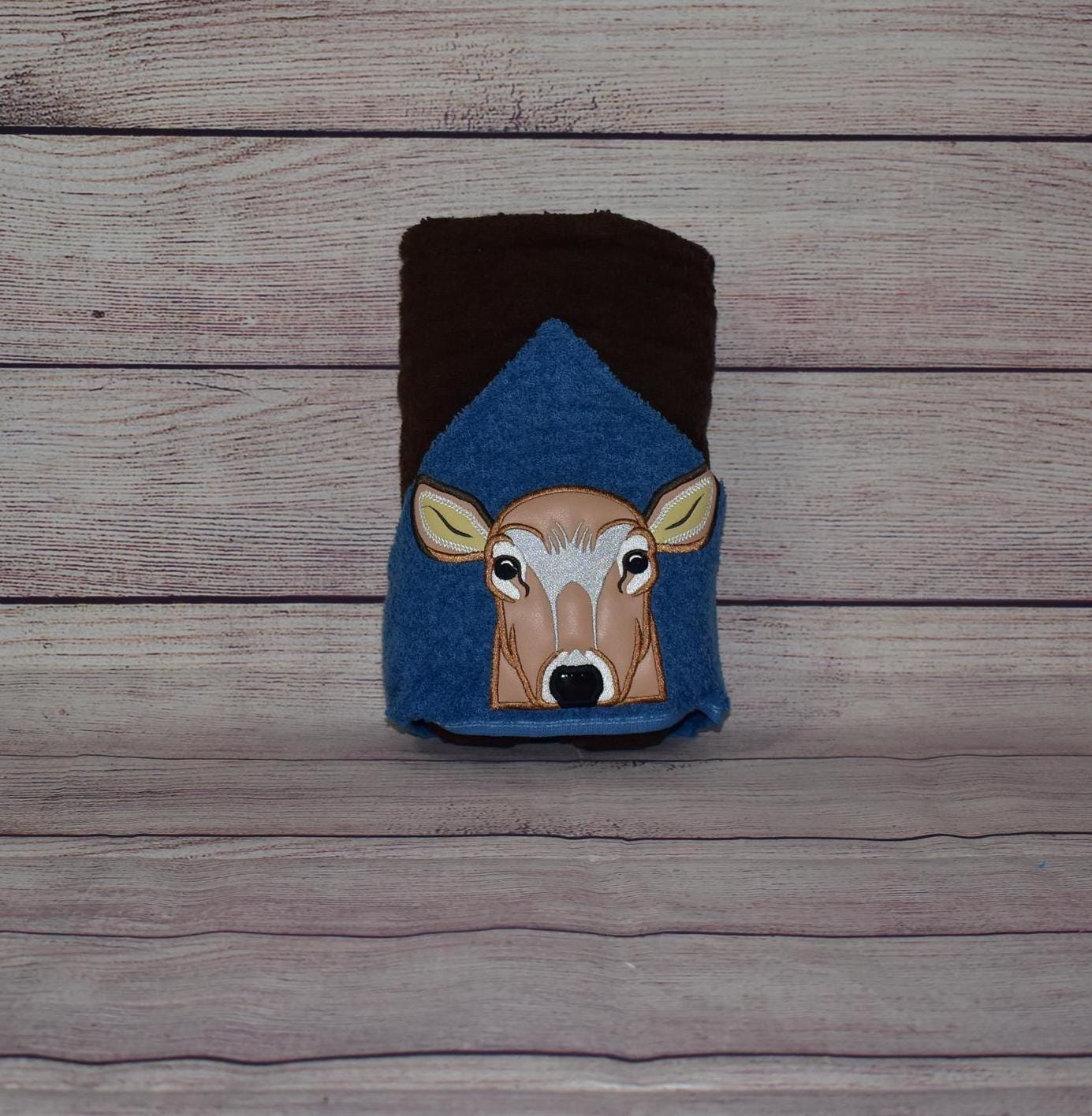 Personalized Deer Hooded Towel for kids, gifts for kids, hooded bath towel for toddlers, baby shower gift, pool towels - Thumbnail 2
