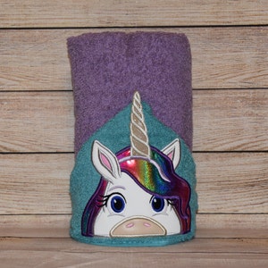 Personalized Unicorn Hooded Towel for kids, unicorn gifts for girls, hooded bath towel for toddlers, unicorn baby shower gift, pool towels