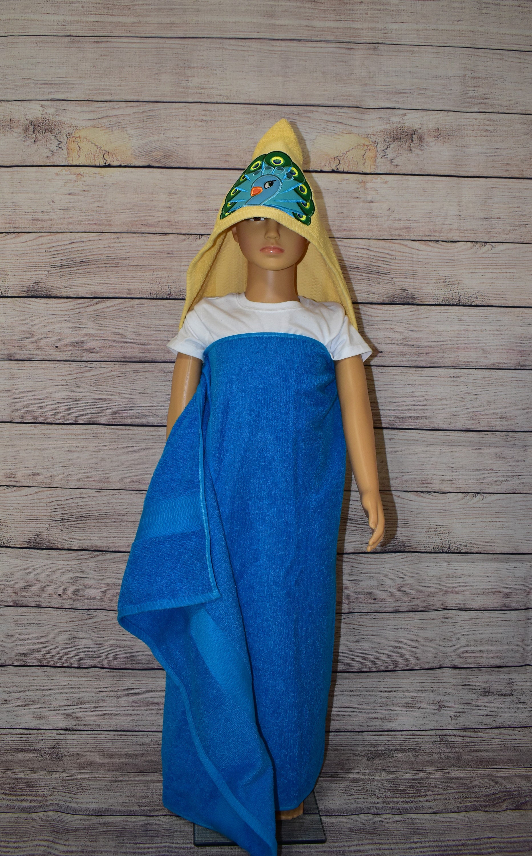 Peacock Hooded Towel, Personalized Free, Unique Gift, Bath Towel, Pool Towel, Beach Towel, Child Towel - Thumbnail 7