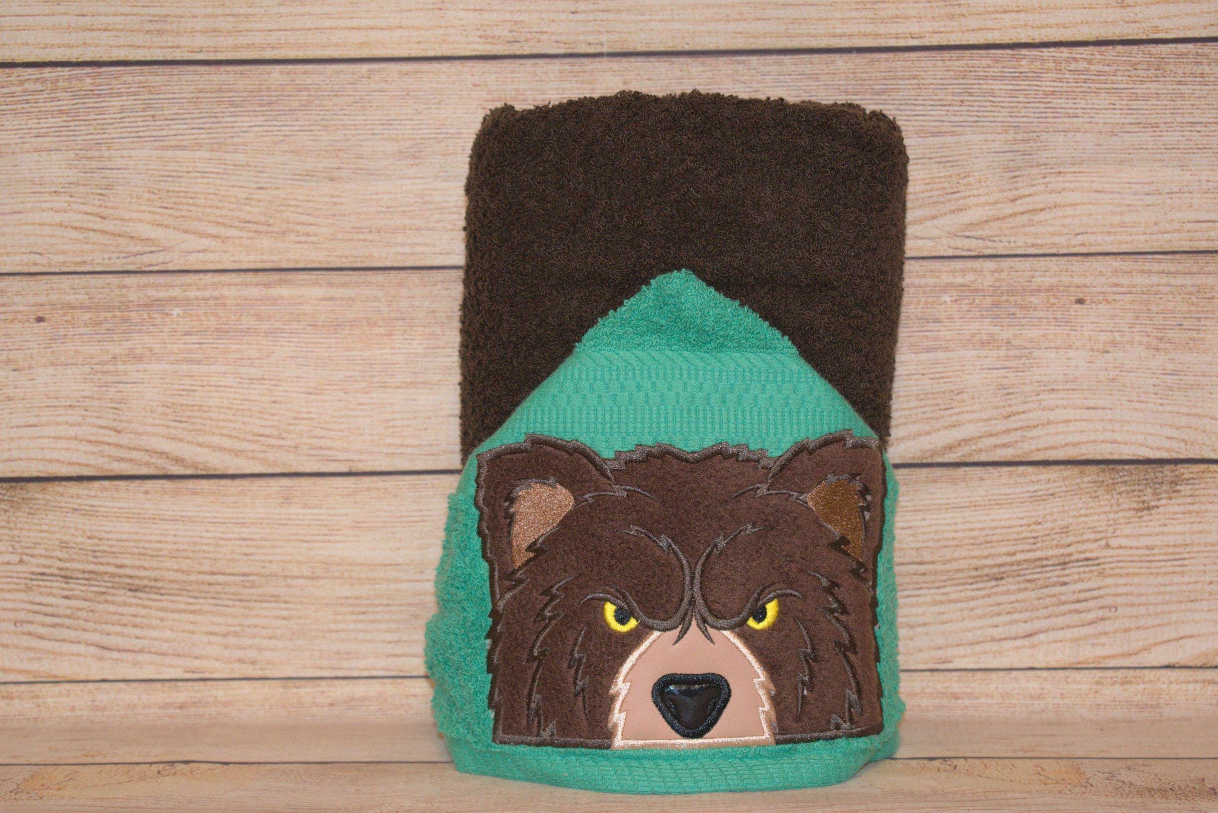 Bear Hooded Towel/Personalized Free /Unique Gift/Bath Towel/Pool Towel/Beach Towel/Child Towel