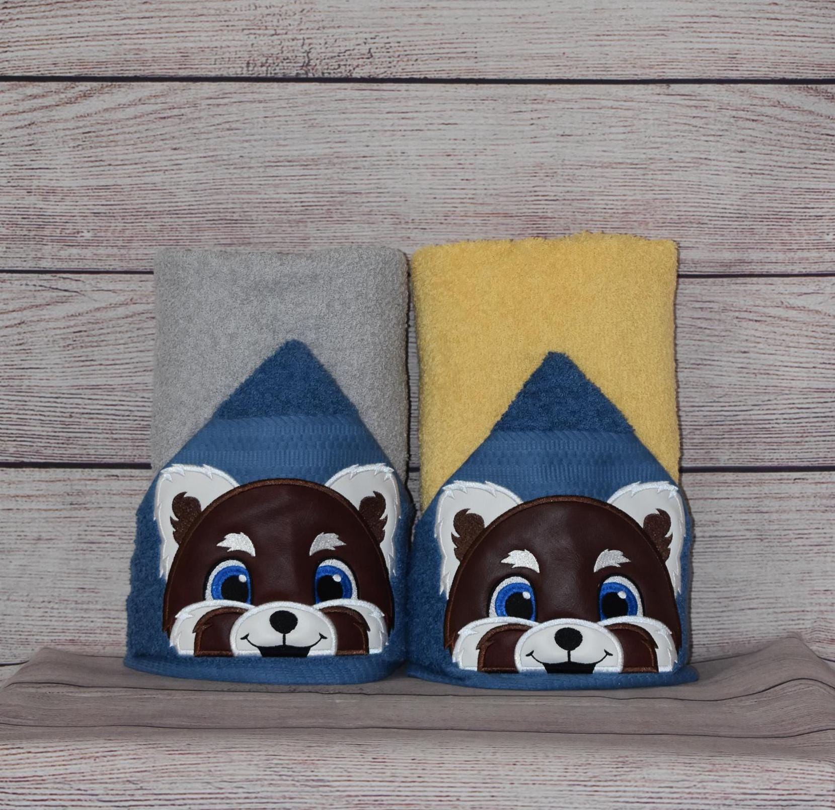 Personalized Red Panda Hooded Towel for kids, gifts for kids, hooded bath towel for toddlers, baby shower gift, pool towels