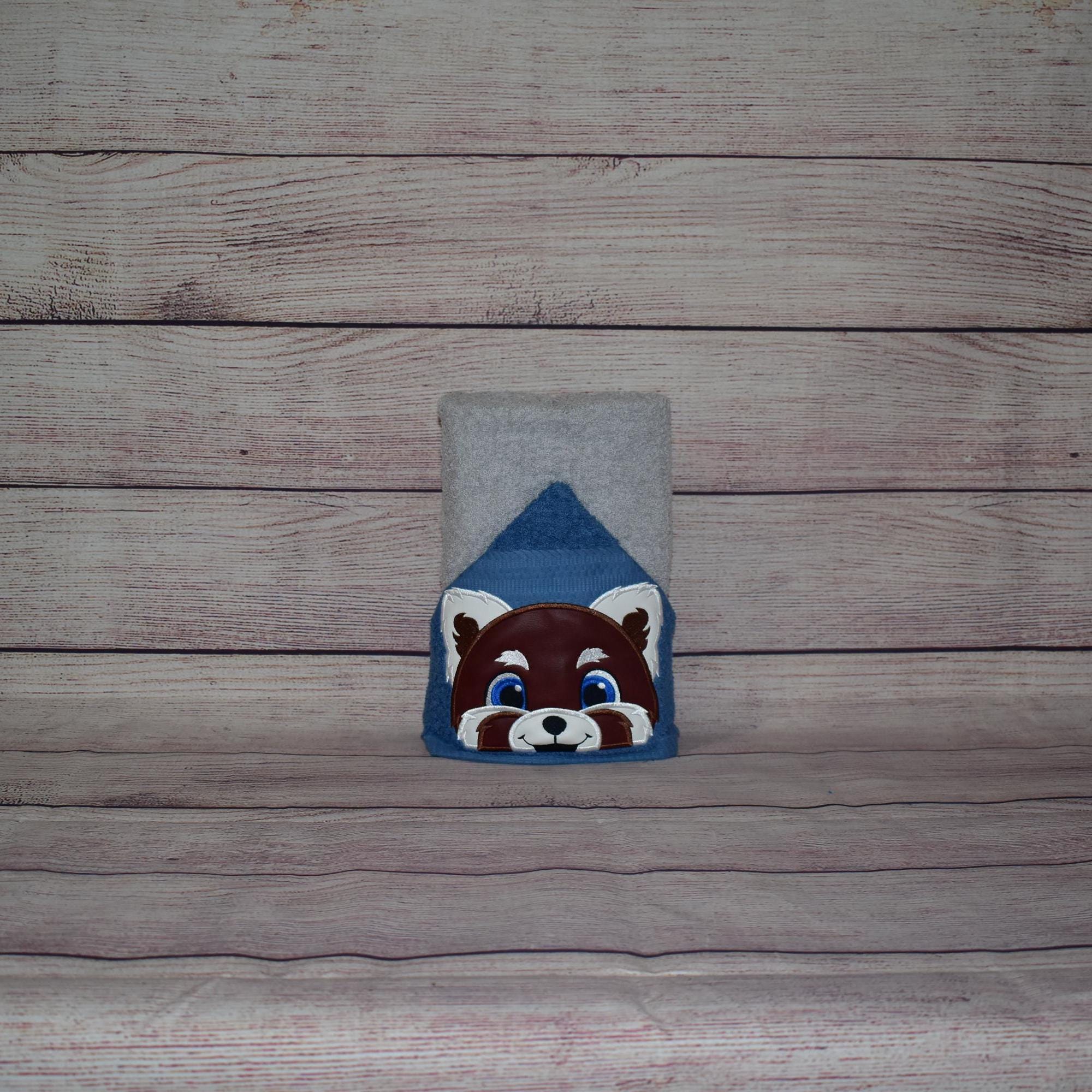 Personalized Red Panda Hooded Towel for kids, gifts for kids, hooded bath towel for toddlers, baby shower gift, pool towels - Thumbnail 2